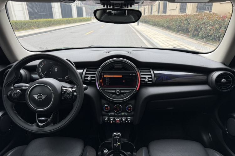 Used  MINI 2021 1.5T COOPER Artist
