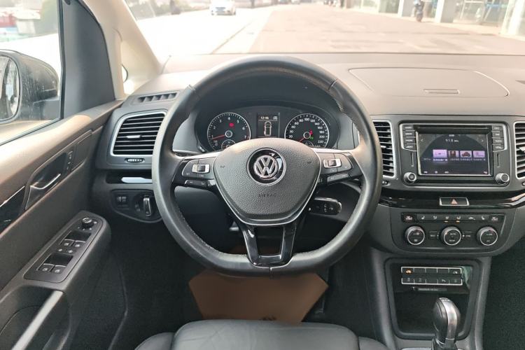 Used Volkswagen Sharan 2016 380TSI Luxury 7-Seater
