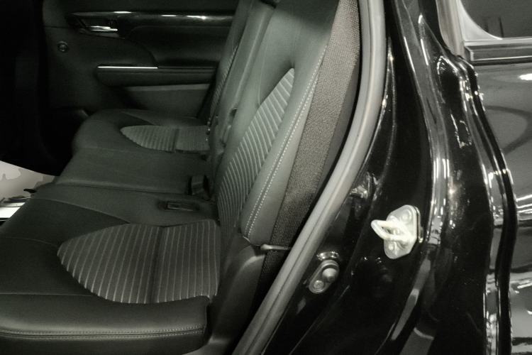 Used Toyota Crown Land Cruiser 2021 2.5L HEV Four-Wheel Drive Premium Edition
