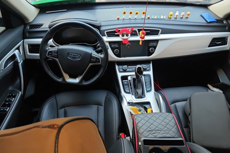 Used Geely Auto Emgrand X7 Sport 2018 1.8TD Automatic Two-Wheel Drive Smart Connect 4G Internet Edition