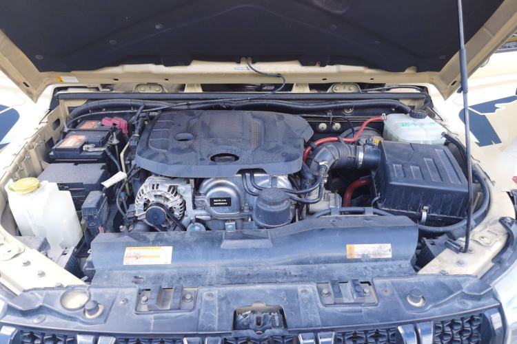 Used Beijing Auto BJ40 2019 2.3T Automatic Four-Wheel Drive Ring the Tower Champion Edition China VI
