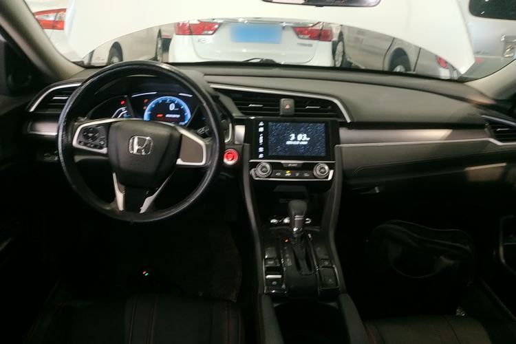 Used Honda Civic 2016 220TURBO CVT Luxury Edition
