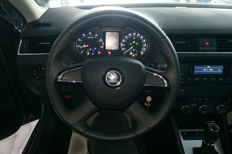 Used Skoda Octavia 2016 1.6L Automatic Chuanxing Edition
