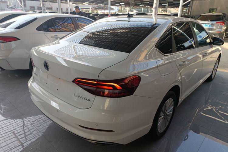 Used Volkswagen Lavida 2021 1.5L Automatic Comfort Edition

