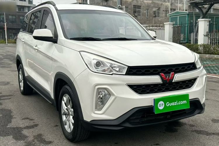 Used Wuling Hongguang S3 2018 1.5L Manual Comfort Model China V Standard
