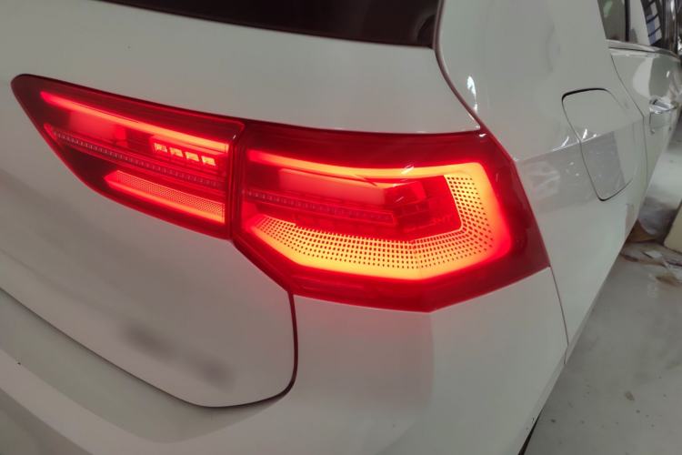 Used Volkswagen Golf 2023 Facelift 280TSI DSG R-Line Lite
