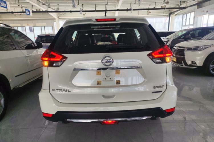Used Nissan X-Trail 2019 2.0L CVT Smart Connect Comfort Edition 2WD
