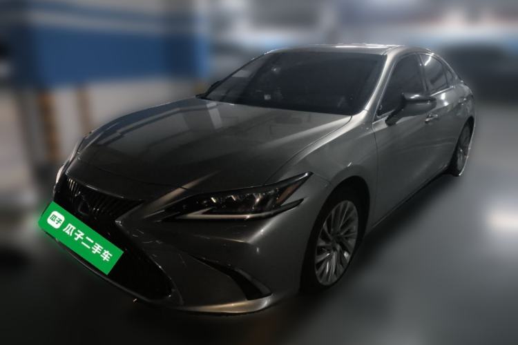 Used Lexus ES 2018 300h Executive Version China V Standard