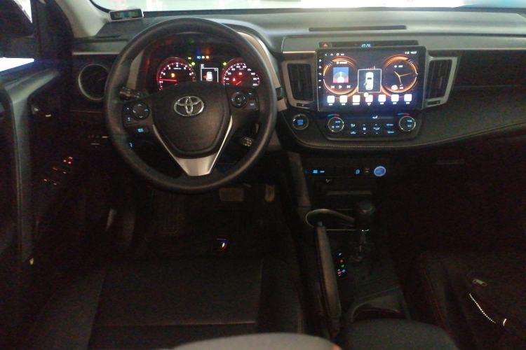 Used Toyota RAV4 2019 2.0L CVT Two-Wheel Drive Fashion X Limited Edition China V Standard