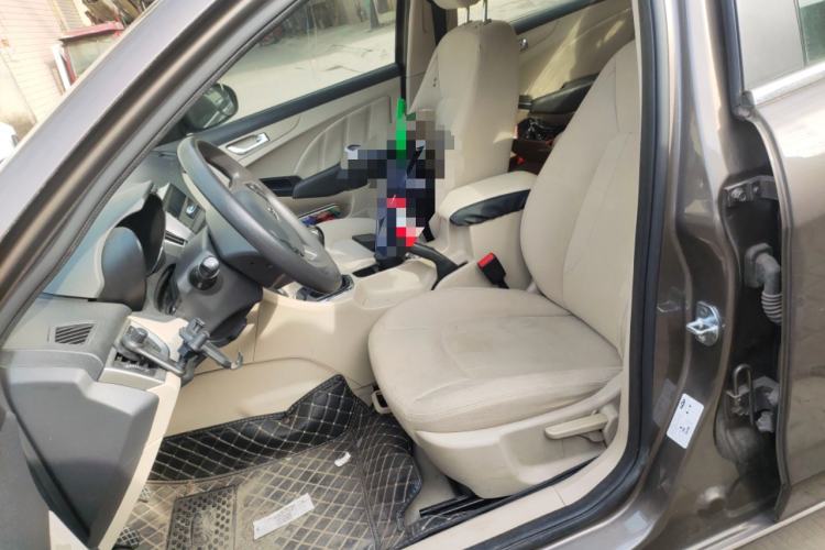 Used Chery Arrizo 7 2013 1.6L Manual Zhi Ling Edition