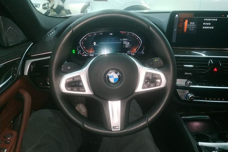 Used BMW 5 Series 2022 Restyled 525Li M Sport Package
