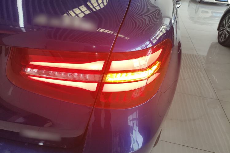 Used Mercedes-Benz GLC 2016 GLC 300 4MATIC Dynamic Model