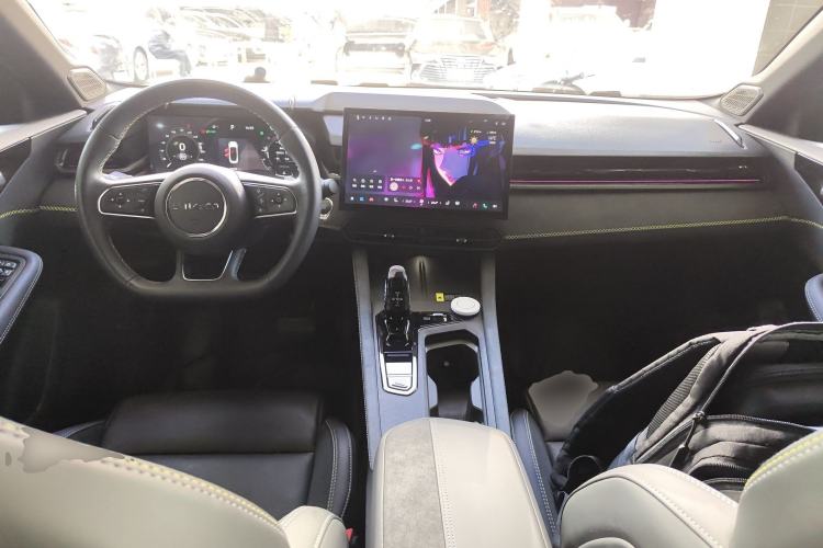 Used Lynk & Co 03 2023 2.0TD DCT JingPro
