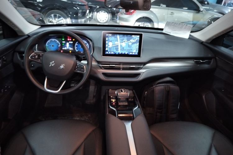 Used Hongqi E-QM5 2023 Base Travel Edition
