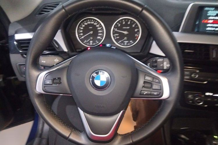 Used BMW X1 2018 sDrive20Li Leading Model
