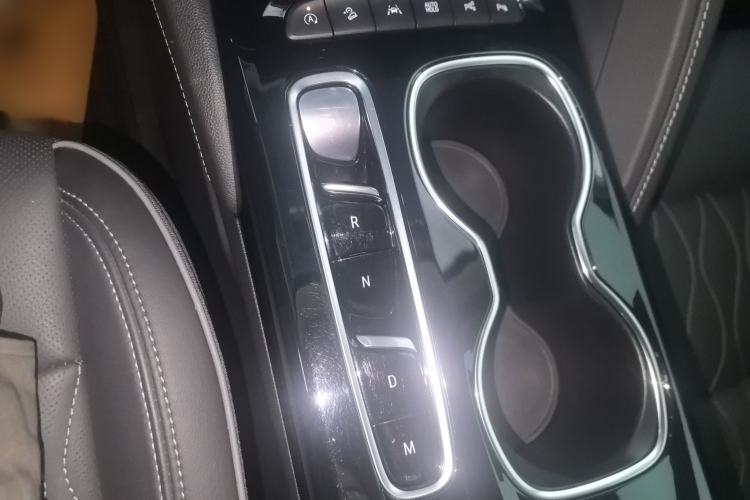 Used Buick Envision 2020 Encore S 652T All-Wheel-Drive Avenir
