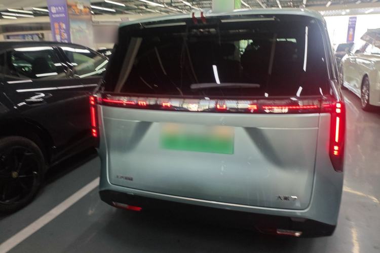 Used SAIC MAXUS Dajia 7 2024 605 km Extended Range Highland Version Six-Seater