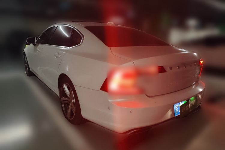 Used Volvo S90 2017 T4 Zhiyuan Edition