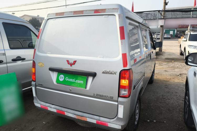 Used Wuling Zhiguang 2020 1.2L Van Utility Model China VI Emission Standard 2 Seats LSI

