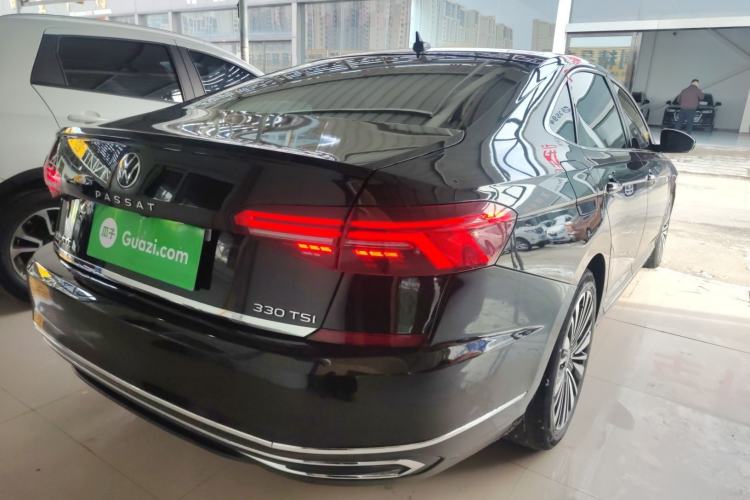 Used Volkswagen Passat 2021 330TSI Luxury Edition
