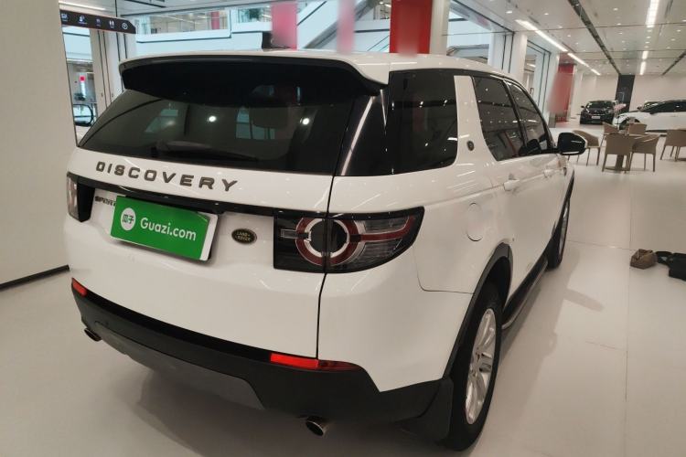 Used Land Rover Discovery Sport 2018 240 PS SE Version