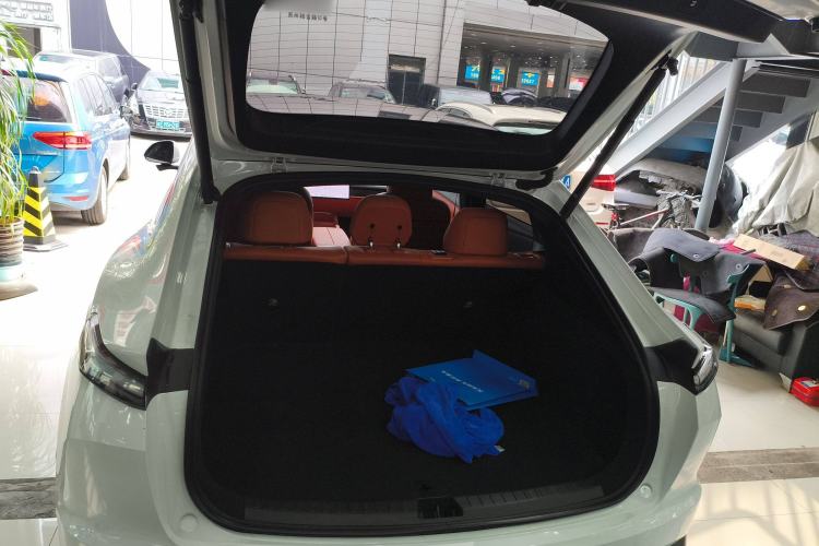 Used ONVO L60 2024 60 kWh Rear-Drive Version
