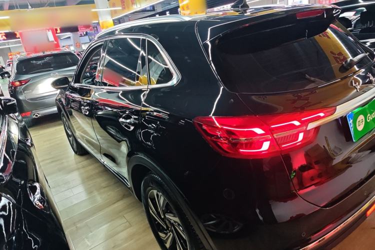 Used Hongqi HS5 2022 Revised Version 2.0T Smart Connect Flagship Edition
