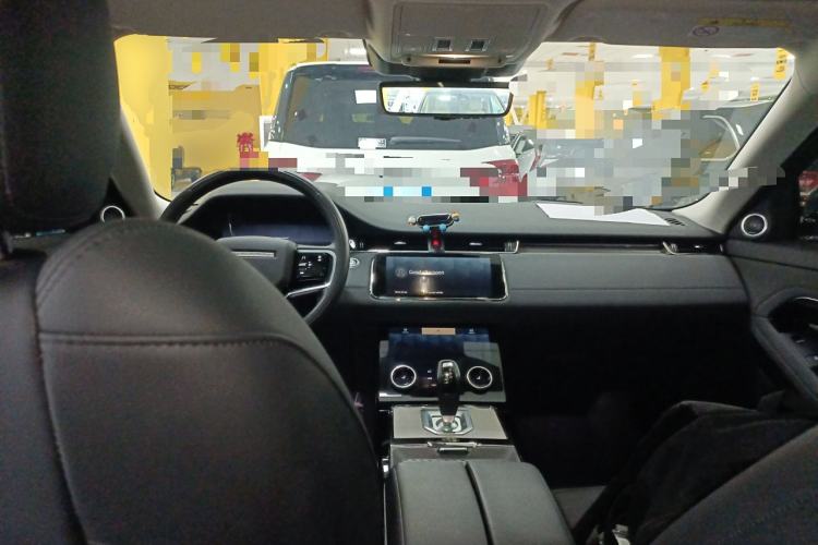 Used Land Rover Range Rover Evoque 2023 Aurora L 249 PS Luxury Edition
