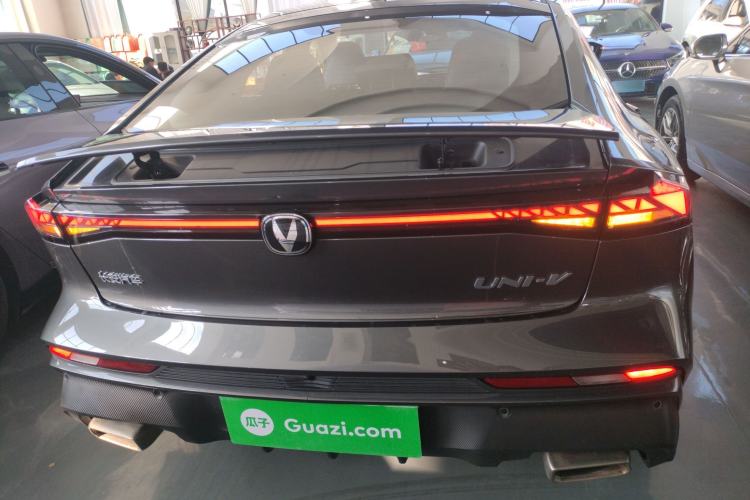 Used Changan UNI-V 2024 1.5T Prestige Edition
