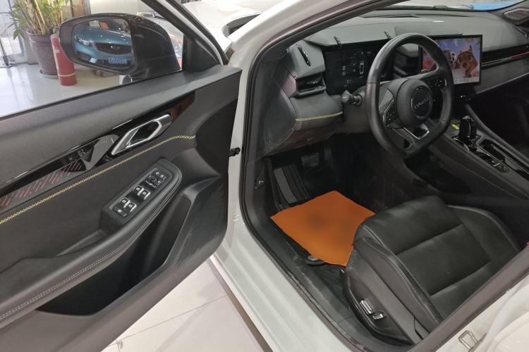 Used Lynk & Co 03 2023 1.5TD DCT JingPro
