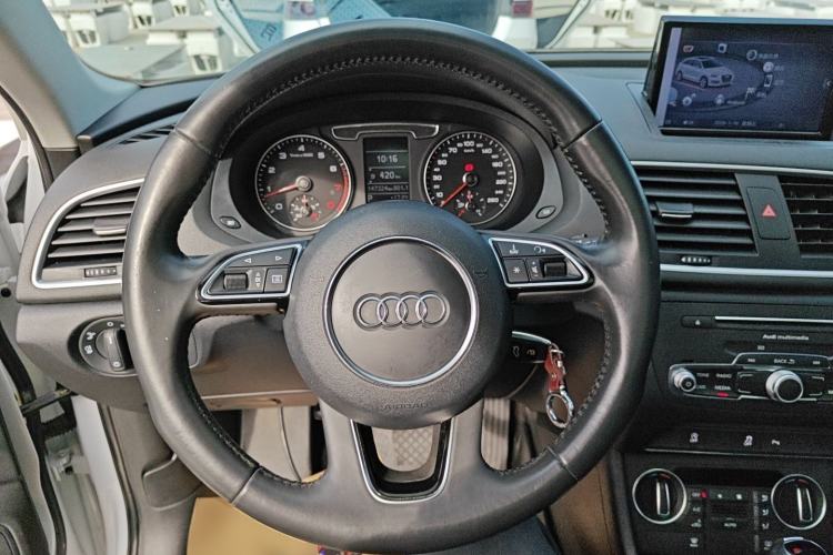 Used Audi Q3 2017 35 TFSI Fashion Model

