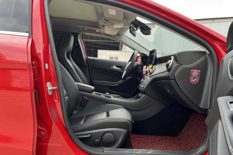 Used Mercedes-Benz GLA 2016 GLA 220 4MATIC Fashion Edition
