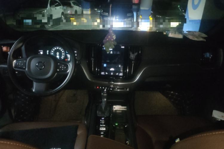 Used Volvo XC60 2021 T5 4x4 Smart Luxury Edition
