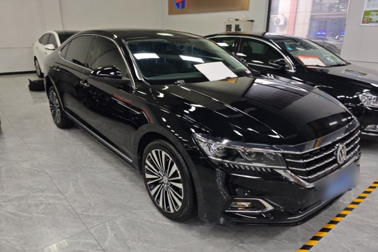 Used Volkswagen Passat 2019 330TSI Luxury Edition China VI Standard