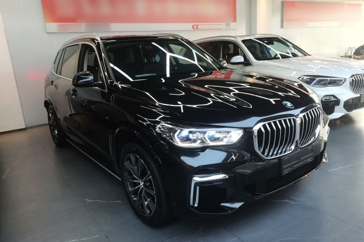 Used BMW X5 2022 Restyled xDrive 30Li Luxury Version M Sport Package
