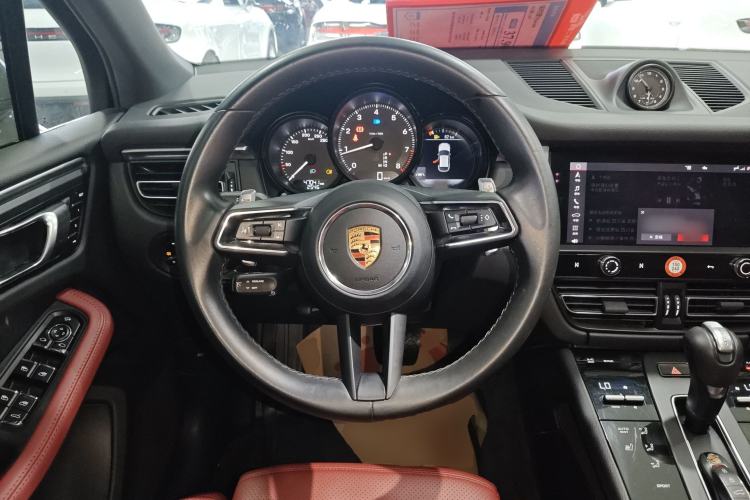 Used Porsche Macan 2022 Macan 2.0T
