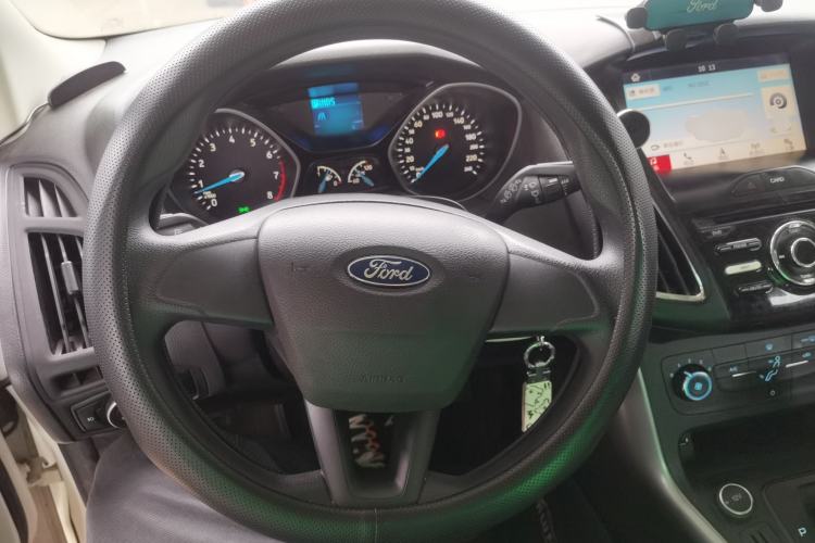 Used Ford Focus 2017 Hatchback 1.6L Automatic Comfort Plus SmartDrive Edition
