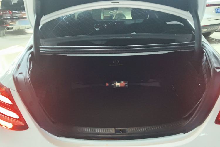 Used Mercedes-Benz E-Class 2019 E 260 Sport Edition 4MATIC
