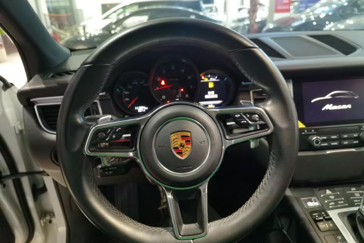 Used Porsche Macan 2017 Macan 2.0T
