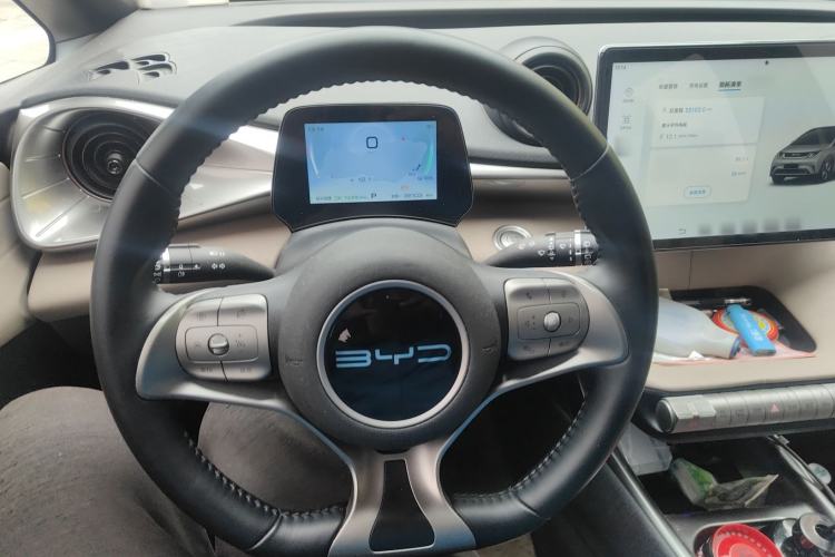 Used BYD Dolphin 2023 420 km Fashion Edition
