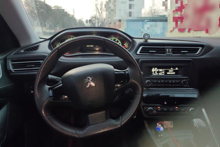 Used Peugeot 308 2016 1.6L Manual Fashion Edition
