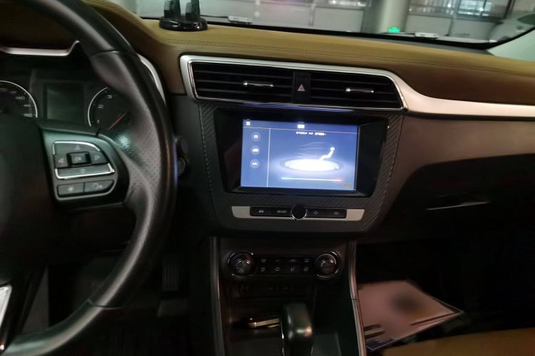 Used MG ZS 2017 1.5L Automatic Luxury Internet Edition
