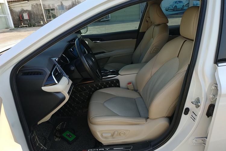 Used Toyota Camry 2019 2.5G Luxury Edition China VI Standard