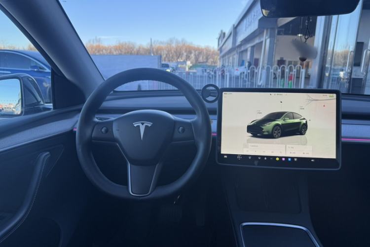 Used Tesla Model Y 2024 Rear-Wheel-Drive Version
