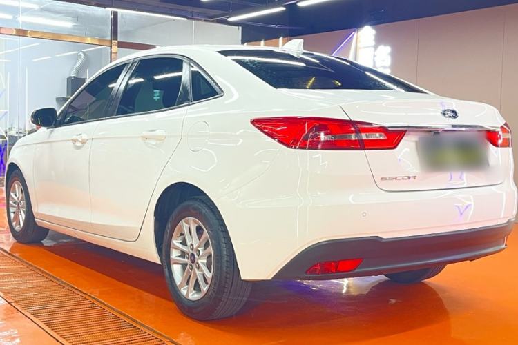 Used Ford Escort 2019 Revised Version 1.5L Manual "Quality Enjoyment" Trim (Tire Pressure Monitoring) China VI Standard

