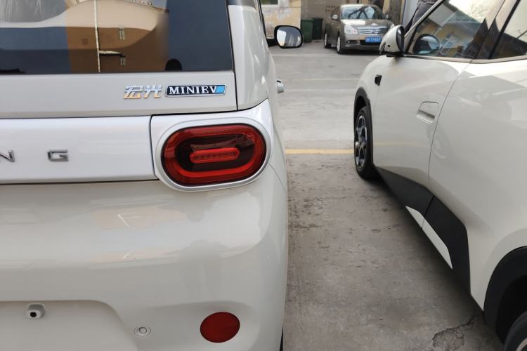 Used Wuling Hongguang MINIEV 2024 3rd Generation 215km Youth Edition
