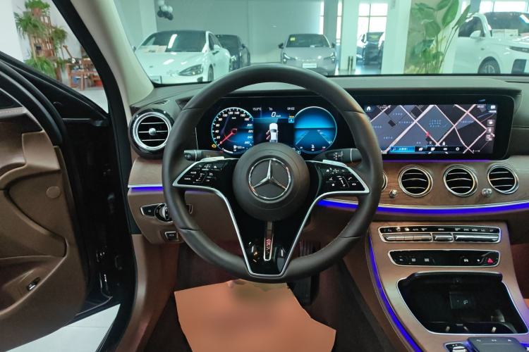 Used Mercedes-Benz E-Class 2023 Updated E 300 L Fashion Edition
