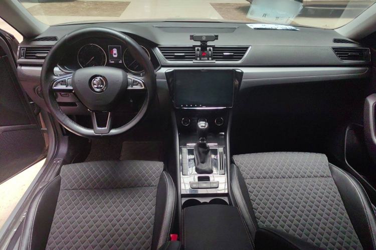 Used Skoda Superb 2016 TSI280 DSG Innovation Edition
