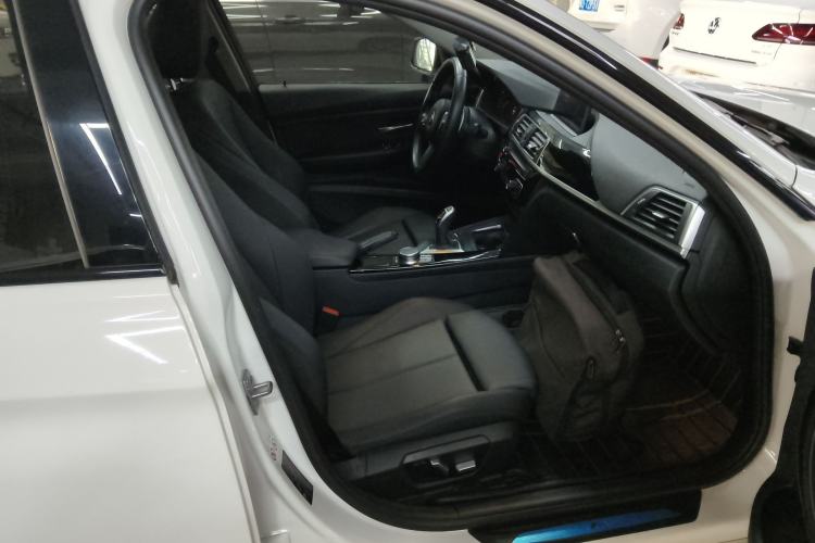 Used BMW 3 Series 2018 320Li Leading Model M Sport Package
