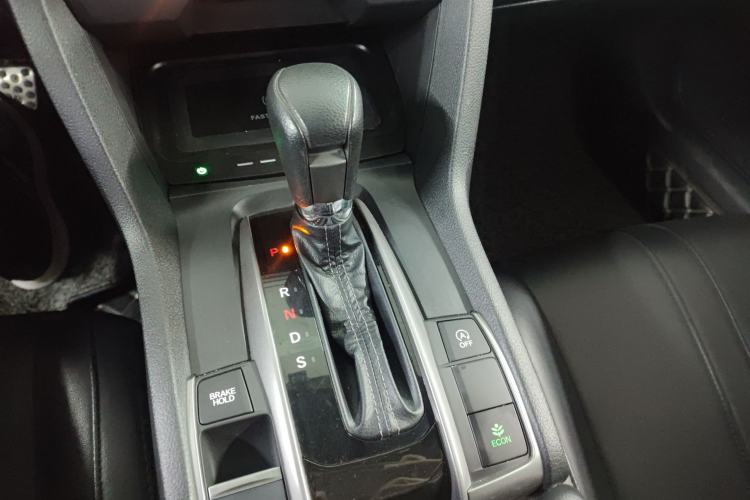 Used Honda Civic 2021 HATCHBACK 220TURBO CVT Trendy Cool Edition
